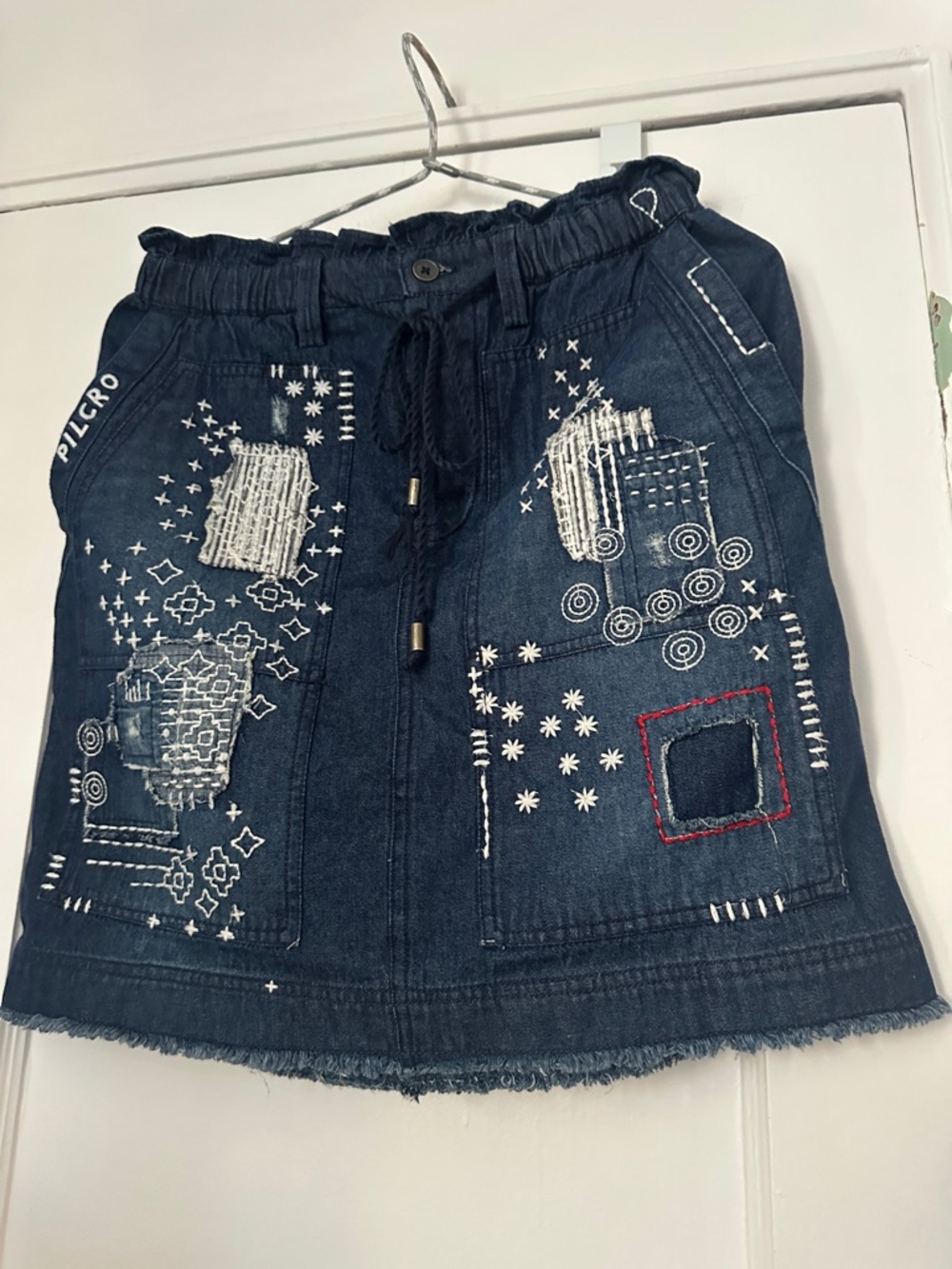 Pilcro Navy Embroidered Denim Mini Skirt -Preloved - Picture 3 of 15